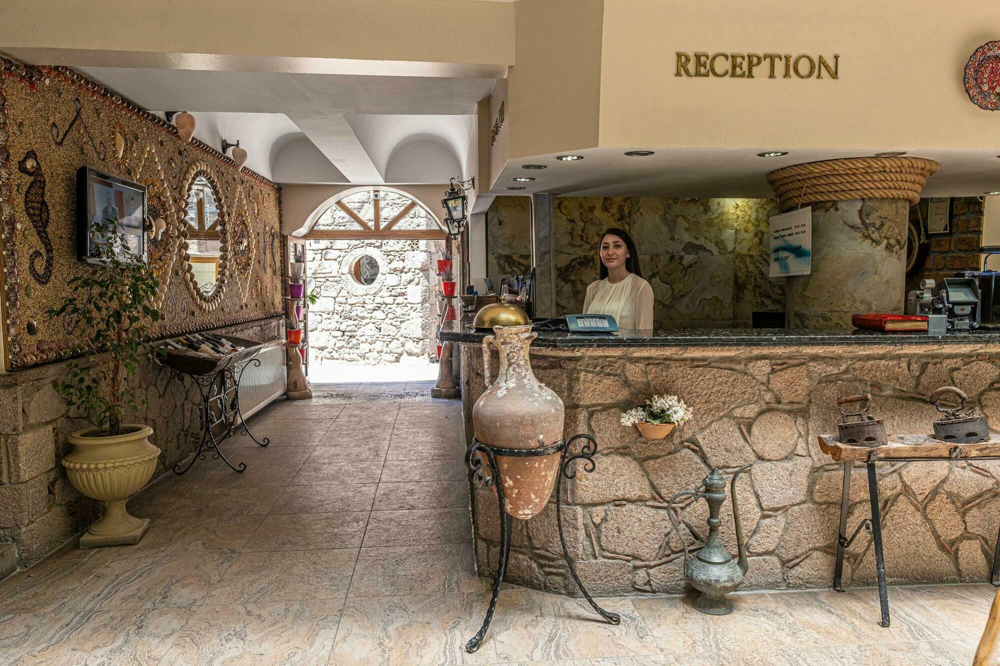Assos Kervansaray Hotel - Special Category Exterior photo